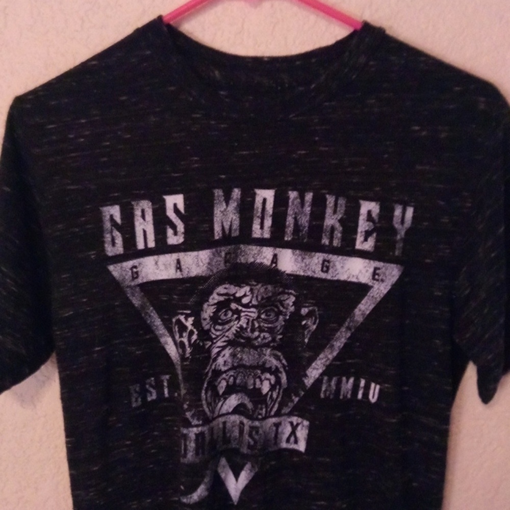 ( S ) Gasmonkey shirt